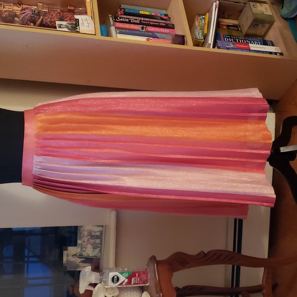 Pleated skirt